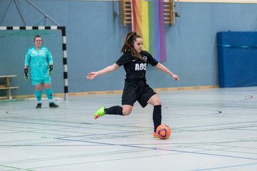 Bild 573 - F Loewinnen Hallen Cup